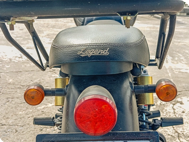 GPX Legend 250 Twin round tail light retro seat Ko Phangan