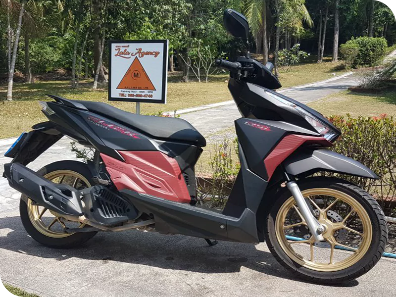 Honda Click 125i Black rental Ko Phangan