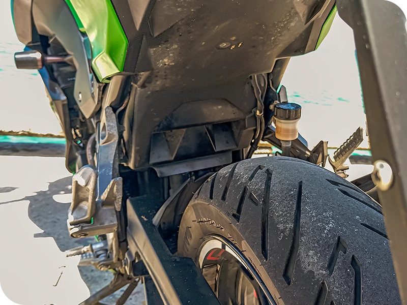 Kawasaki Z300 radiator guard engine detail Koh Phangan